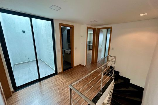 Casa para alugar com 3 quartos, 179m² em Buritis, Belo Horizonte