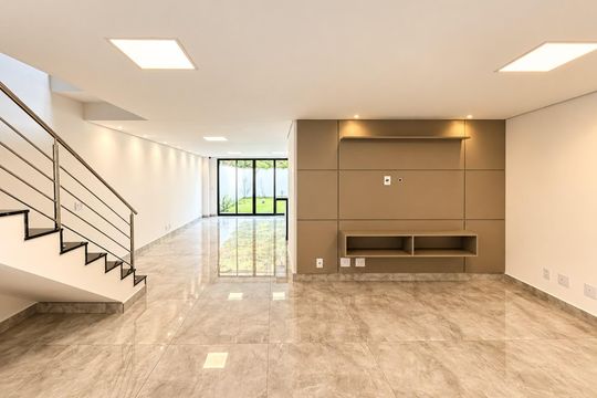 Casa para alugar com 3 quartos, 179m² em Buritis, Belo Horizonte