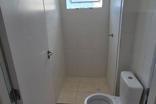 Banheiro de apartamento para alugar com 2 quartos, 45m² em Jardim Paraiso, Jacareí