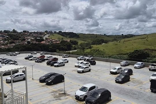 Estacionamento de apartamento para alugar com 2 quartos, 45m² em Jardim Paraiso, Jacareí