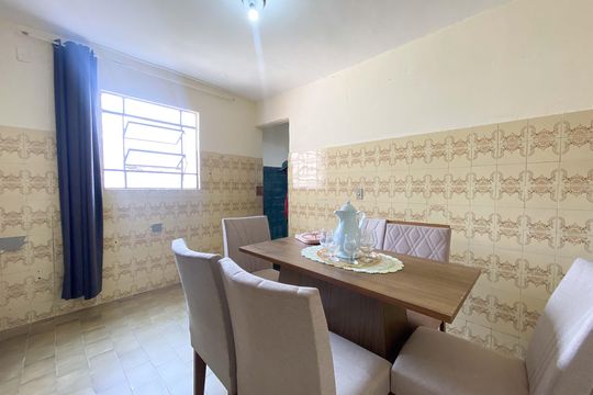 Casa à venda com 3 quartos, 303m² em Inconfidentes, Contagem