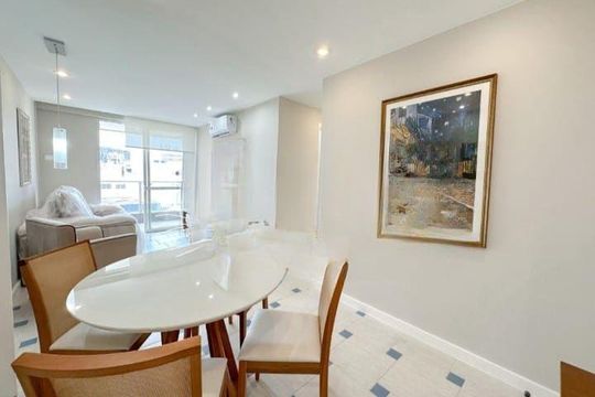 Apartamento à venda com 2 quartos, 80m² em Leblon, Rio de Janeiro