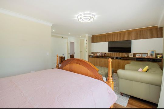 Quarto de casa à venda com 4 quartos, 424m² em Santo Amaro, São Paulo