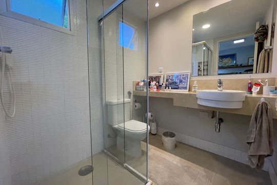 Banheiro da Suíte de apartamento à venda com 3 quartos, 115m² em Caxingui, São Paulo