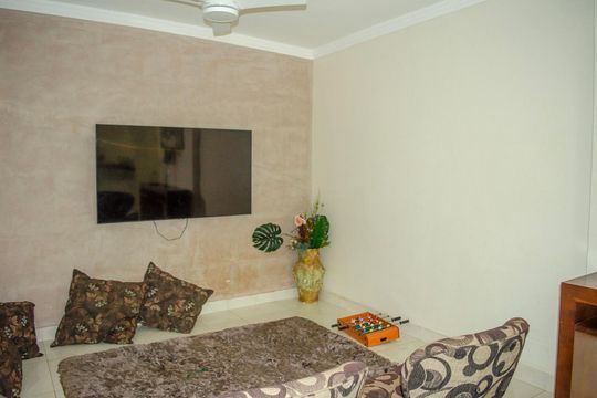 Casa à venda com 3 quartos, 689m² em Jardim Novo Mundo, Goiânia