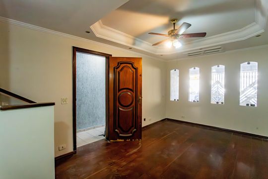 Casa para alugar com 4 quartos, 200m² em Suiço, São Bernardo do Campo