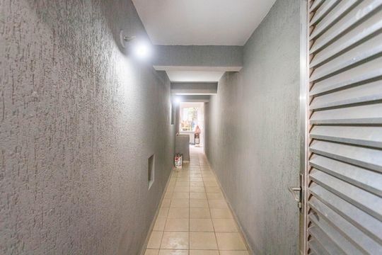 Corredor  de casa para alugar com 4 quartos, 200m² em Suiço, São Bernardo do Campo