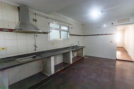 Cozinha  de casa para alugar com 4 quartos, 200m² em Suiço, São Bernardo do Campo