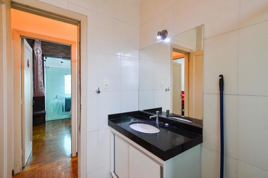 Banheiro Social de apartamento à venda com 2 quartos, 96m² em Centro, Belo Horizonte