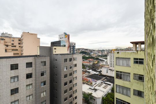 Vista de apartamento à venda com 2 quartos, 96m² em Centro, Belo Horizonte