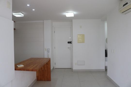 Sala de apartamento à venda com 1 quarto, 42m² em Vila Anglo Brasileira, São Paulo