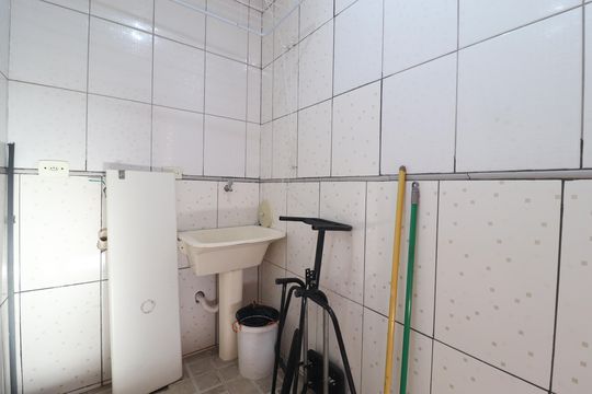 Área de Serviço de apartamento à venda com 2 quartos, 200m² em Vila Guiomar, Santo André