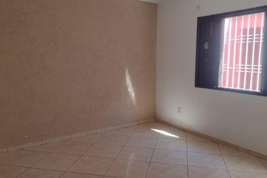 Quarto de casa à venda com 2 quartos, 140m² em Vila Luzita, Santo André