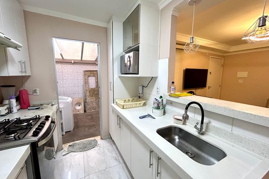 Apartamento à venda com 2 quartos, 49m² em Vila Alzira, Guarulhos