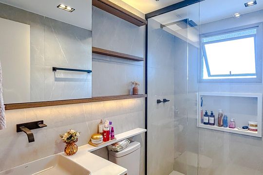 Banheiro da Suíte de apartamento à venda com 3 quartos, 79m² em Chácara Seis de Outubro, São Paulo