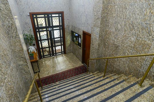 Área comum - Entrada do Edifício de apartamento para alugar com 1 quarto, 79m² em Bela Vista, São Paulo