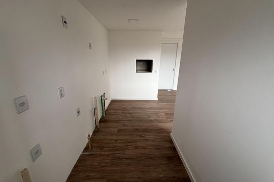 Cozinha de apartamento à venda com 2 quartos, 62m² em Passo D’areia, Porto Alegre