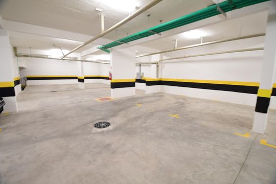 Garagem de apartamento à venda com 1 quarto, 39m² em Cambuí, Campinas