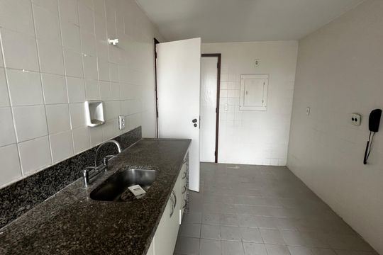 Cozinha de apartamento à venda com 3 quartos, 113m² em Recreio dos Bandeirantes, Rio de Janeiro