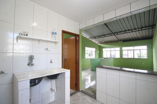 Área de serviço de casa à venda com 2 quartos, 100m² em Curicica, Rio de Janeiro