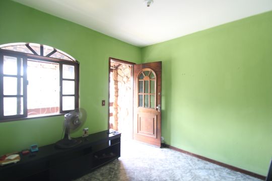 Casa à venda com 2 quartos, 100m² em Curicica, Rio de Janeiro