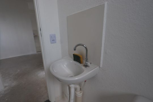 Banheiro de apartamento à venda com 2 quartos, 41m² em Jardim Egle, São Paulo