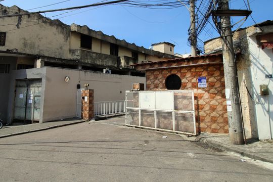 Fachada do Condomínio de apartamento à venda com 2 quartos, 49m² em Irajá, Rio de Janeiro