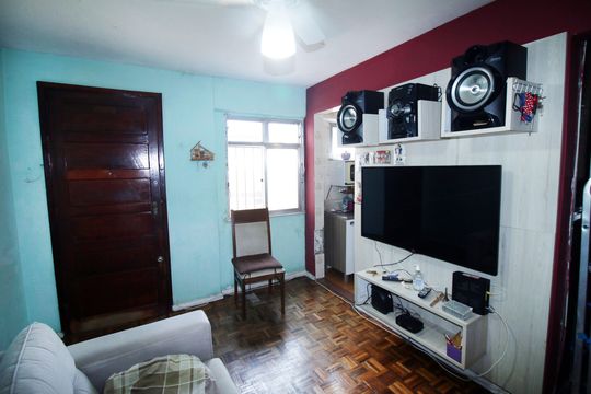 Sala de apartamento à venda com 2 quartos, 49m² em Irajá, Rio de Janeiro