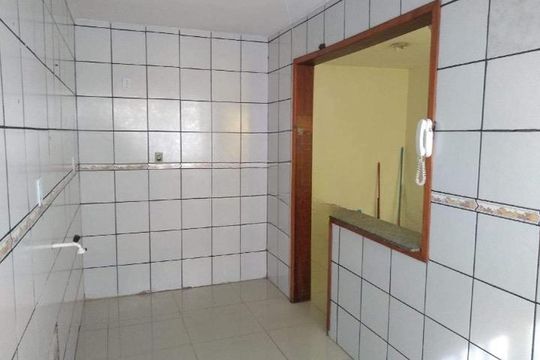 Cozinha de apartamento à venda com 2 quartos, 73m² em Rubem Berta, Porto Alegre