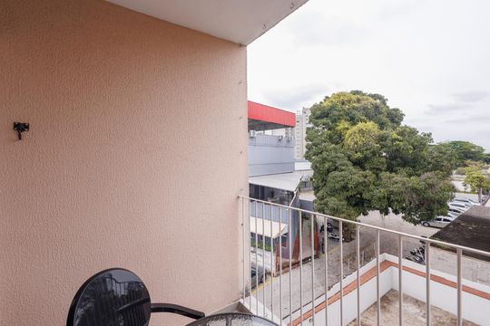 Varanda de apartamento para alugar com 1 quarto, 58m² em Centro, Taubaté