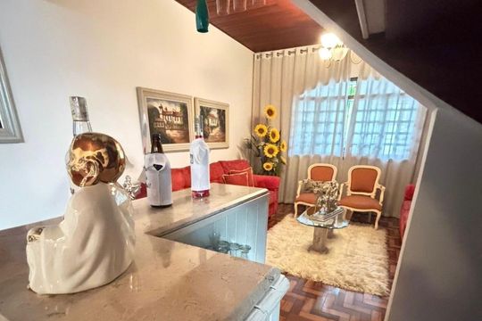 Casa à venda com 4 quartos, 170m² em Cambuci, São Paulo