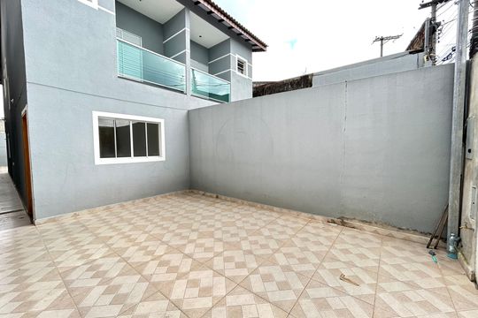 Garagem de casa à venda com 3 quartos, 100m² em Vila Barros, Guarulhos