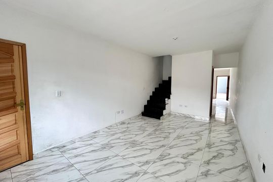 Sala de casa à venda com 3 quartos, 100m² em Vila Barros, Guarulhos