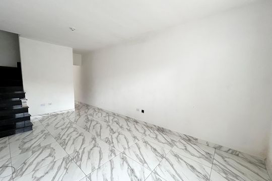 Sala de casa à venda com 3 quartos, 100m² em Vila Barros, Guarulhos