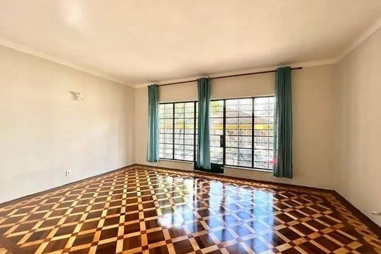 Sala de casa para alugar com 3 quartos, 300m² em Botafogo, Campinas
