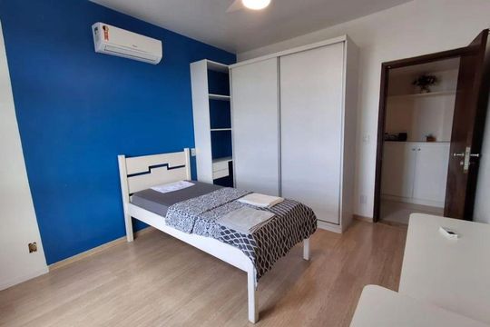 Quarto de apartamento para alugar com 4 quartos, 210m² em Graça, Salvador