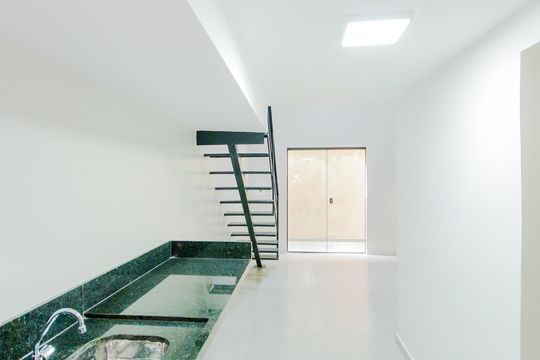 Cozinha de kitnet/studio para alugar com 1 quarto, 37m² em Vila Galvão, Guarulhos
