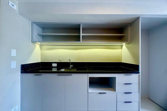 Cozinha de kitnet/studio para alugar com 1 quarto, 34m² em Vila Galvão, Guarulhos