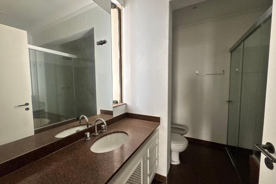 Bnaheiro Suite Master  de apartamento à venda com 4 quartos, 692m² em Morumbi, São Paulo