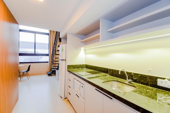 Cozinha de kitnet/studio para alugar com 1 quarto, 34m² em Vila Galvão, Guarulhos