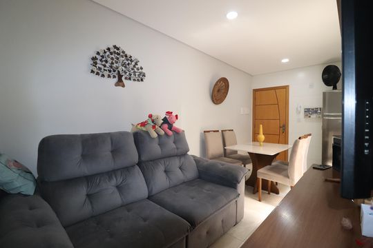 Sala de apartamento à venda com 2 quartos, 47m² em Parque Erasmo Assunção, Santo André