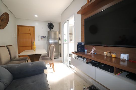 Sala de apartamento à venda com 2 quartos, 47m² em Parque Erasmo Assunção, Santo André