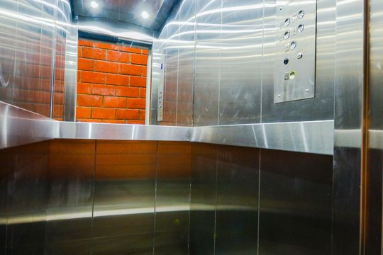 Elevador  de kitnet/studio para alugar com 1 quarto, 34m² em Vila Galvão, Guarulhos