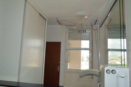 Área de Serviço de apartamento para alugar com 3 quartos, 159m² em Centro, Ribeirão Preto