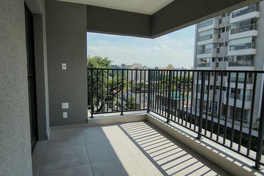 Varanda de apartamento à venda com 3 quartos, 70m² em Caxingui, São Paulo