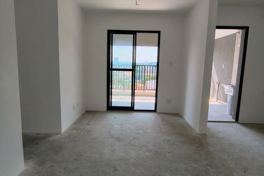 Apartamento à venda com 3 quartos, 70m² em Caxingui, São Paulo