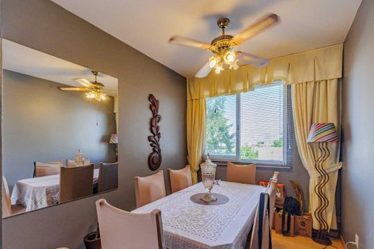 Sala de apartamento para alugar com 2 quartos, 87m² em Menino Deus, Porto Alegre