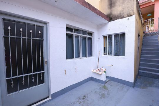 Entrada da Casa 3 de casa à venda com 5 quartos, 260m² em Vila Zat, São Paulo