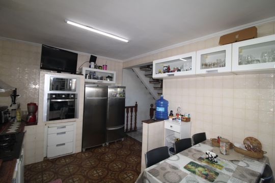 Cozinha de casa à venda com 5 quartos, 300m² em Conjunto Residencial Santa Terezinha, São Paulo
