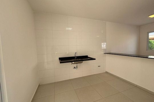 Casa à venda com 3 quartos, 107m² em Roncáglia, Campinas
